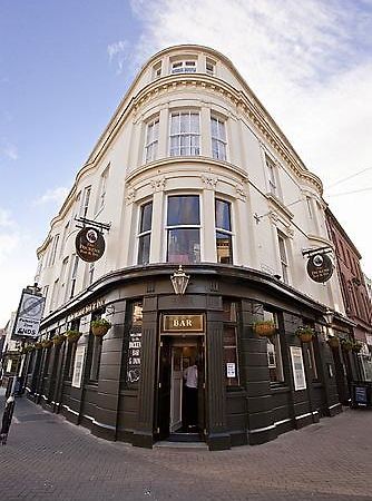 The Dickens Bar & Inn Scarborough Kültér fotó